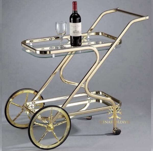 Nora Şampanya Arabası